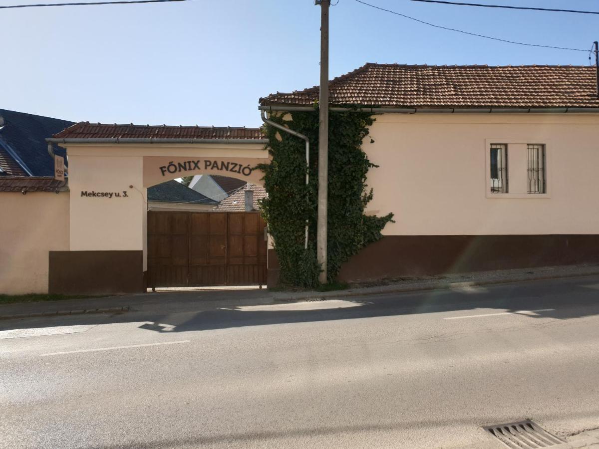 Fonix Panzio Hotel Eger Exterior photo
